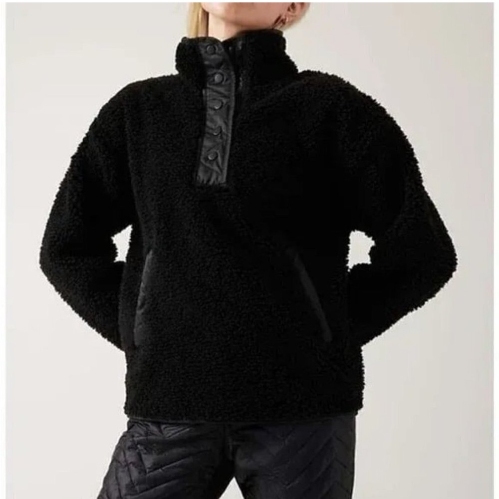 Athleta Cozy Sherpa Quarter Snap Sweatshirt in Black Quilted Womens Size Medium